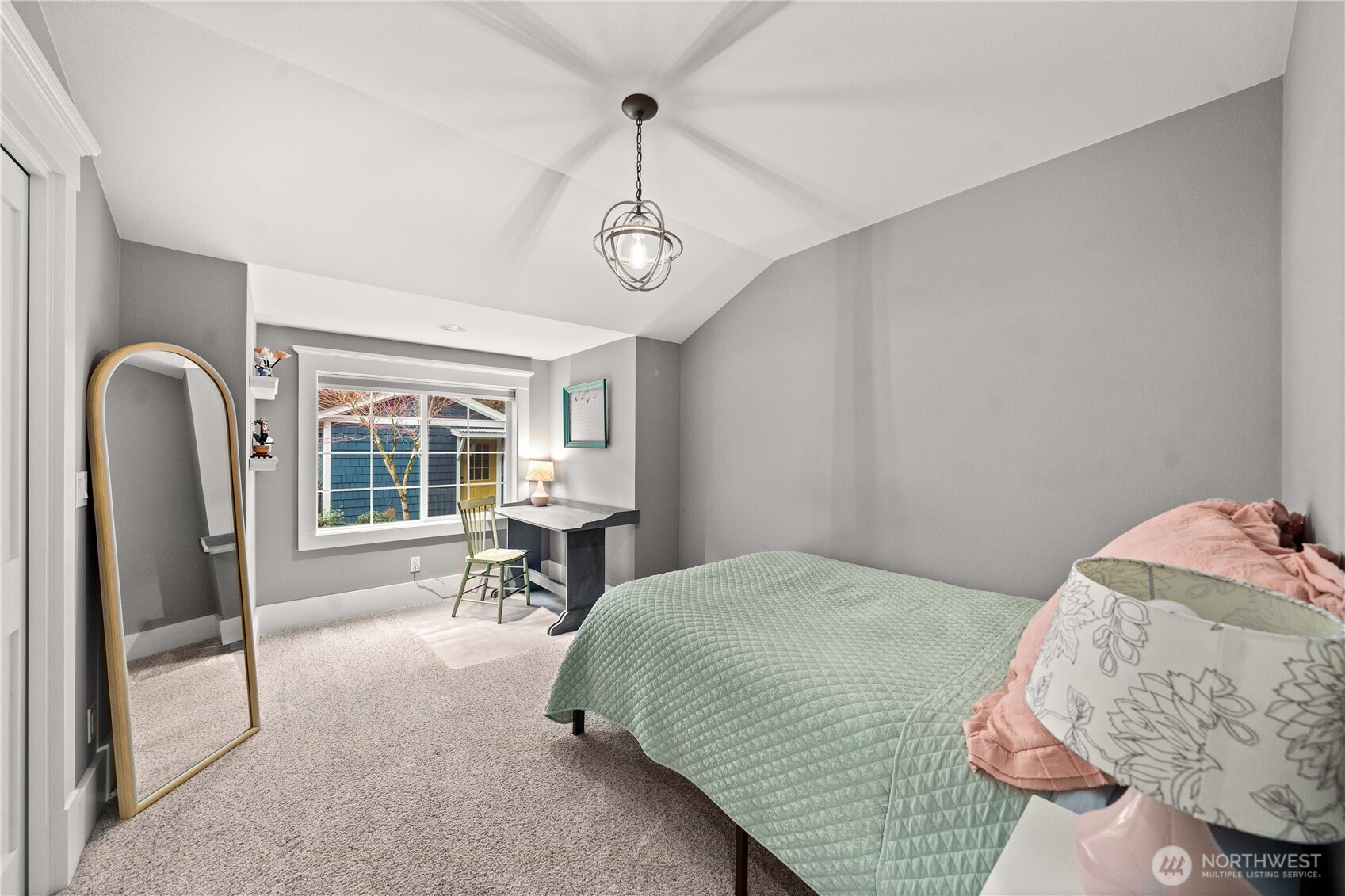 26002 SE 208th , Maple Valley, WA 98038