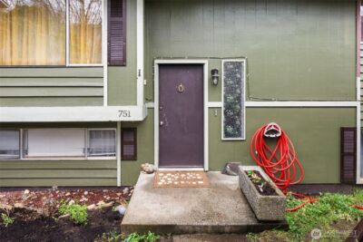 751 Peters Street , Raymond, WA 98577 - Photo 3