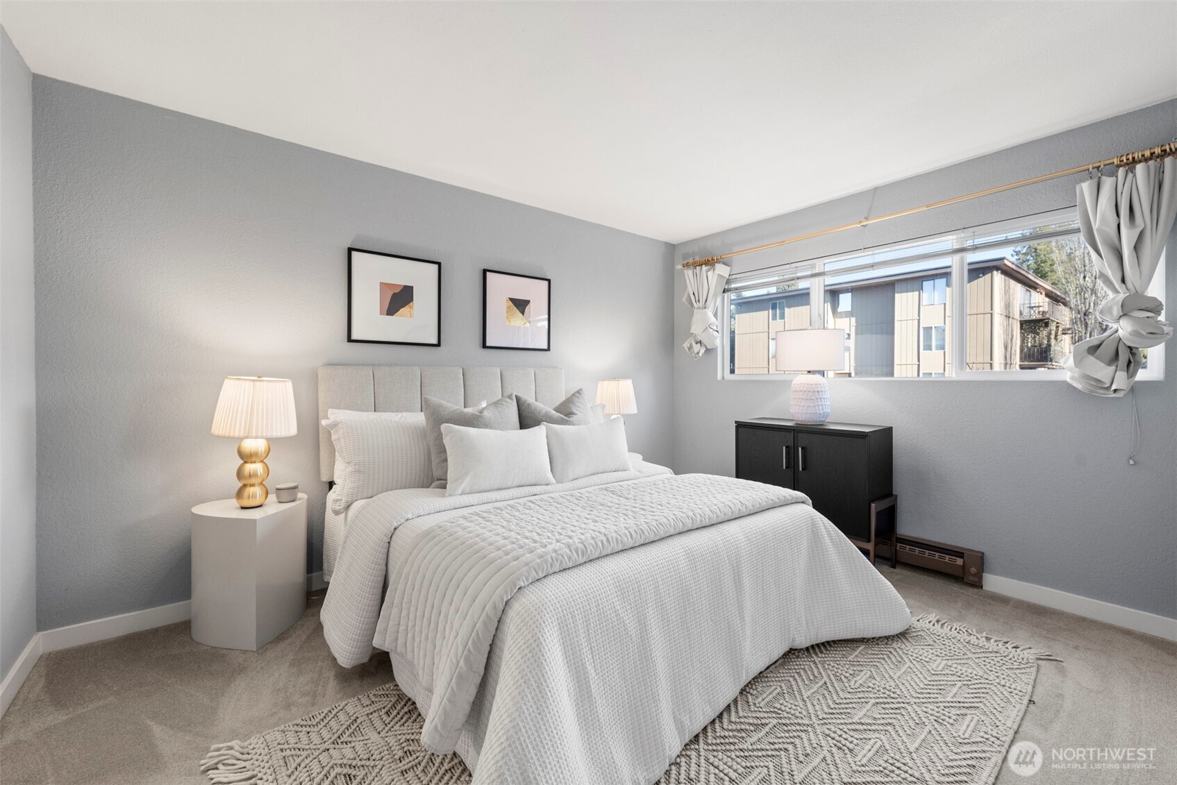 725 9th Avenue S #202, Kirkland, WA 98033