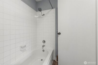 725 9th Avenue S #202, Kirkland, WA 98033 - Photo 17