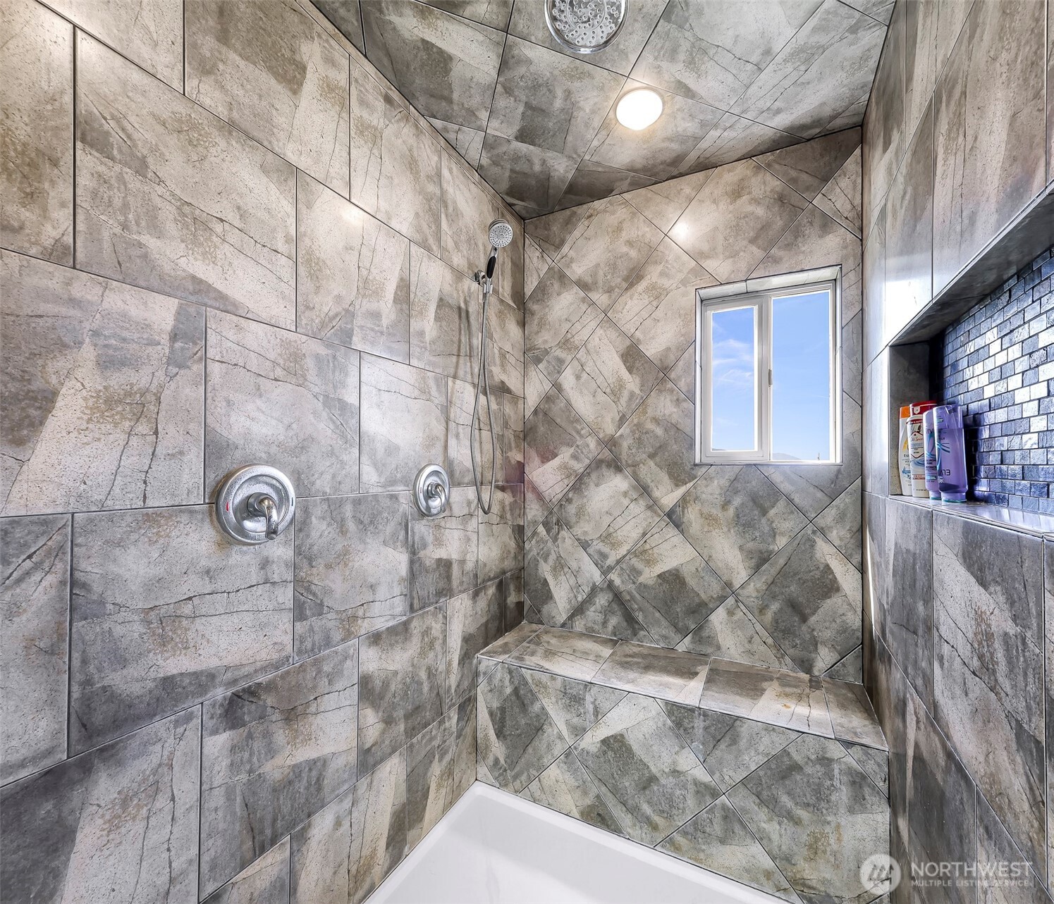 4431 Saltspring Drive , Ferndale, WA 98248