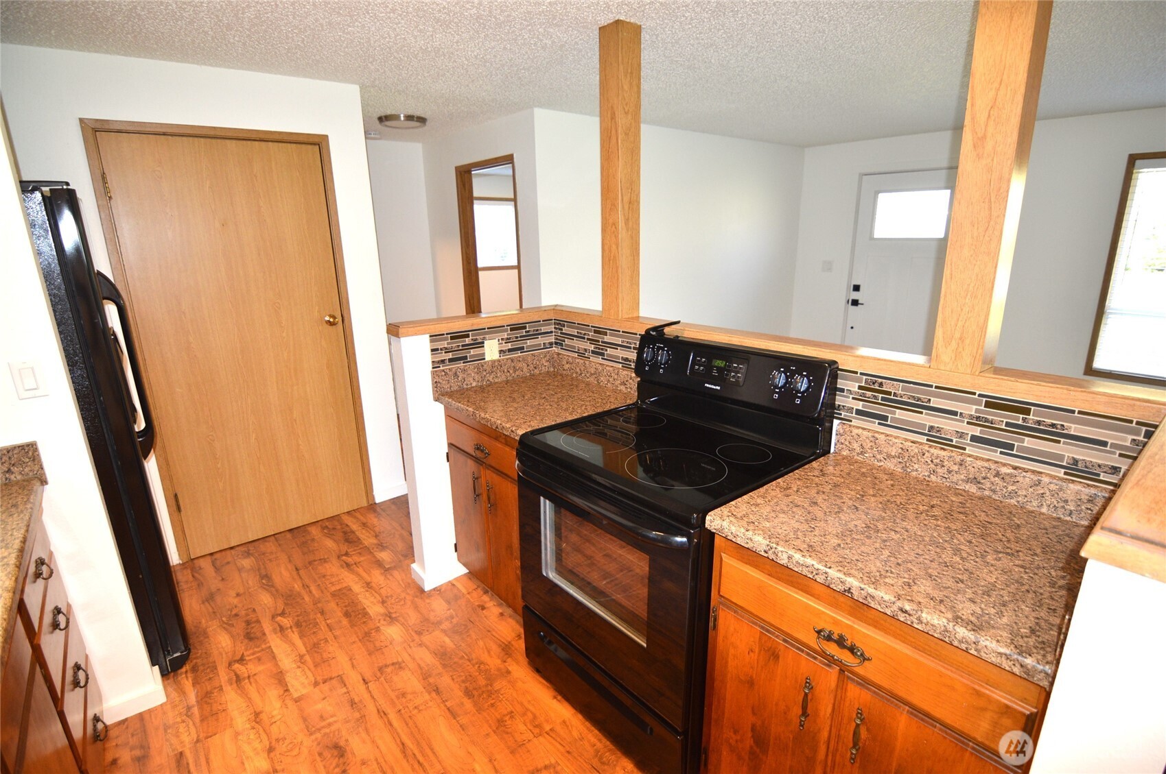 895 Wawona Avenue SW, Ocean Shores, WA 98569