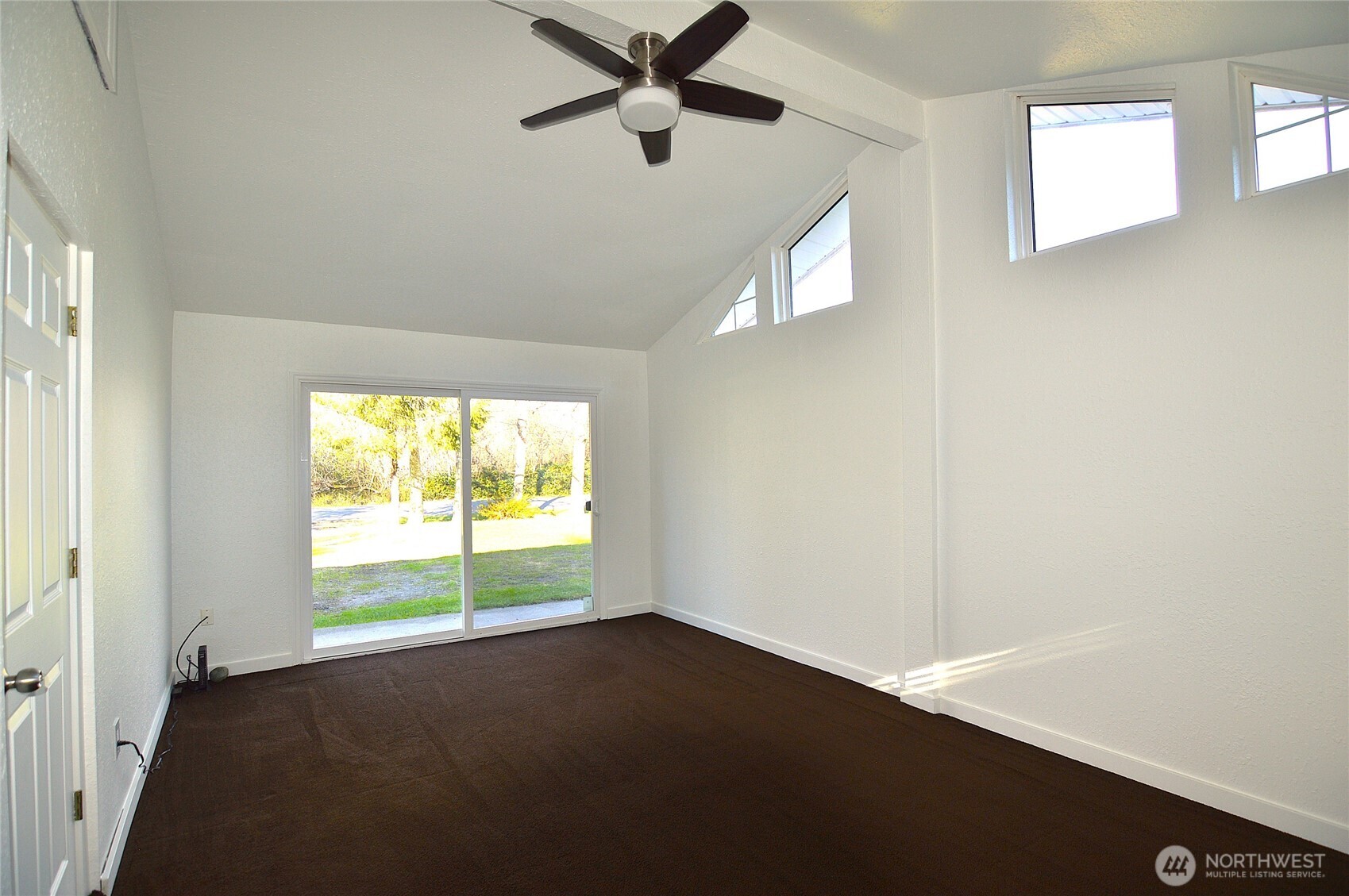 895 Wawona Avenue SW, Ocean Shores, WA 98569