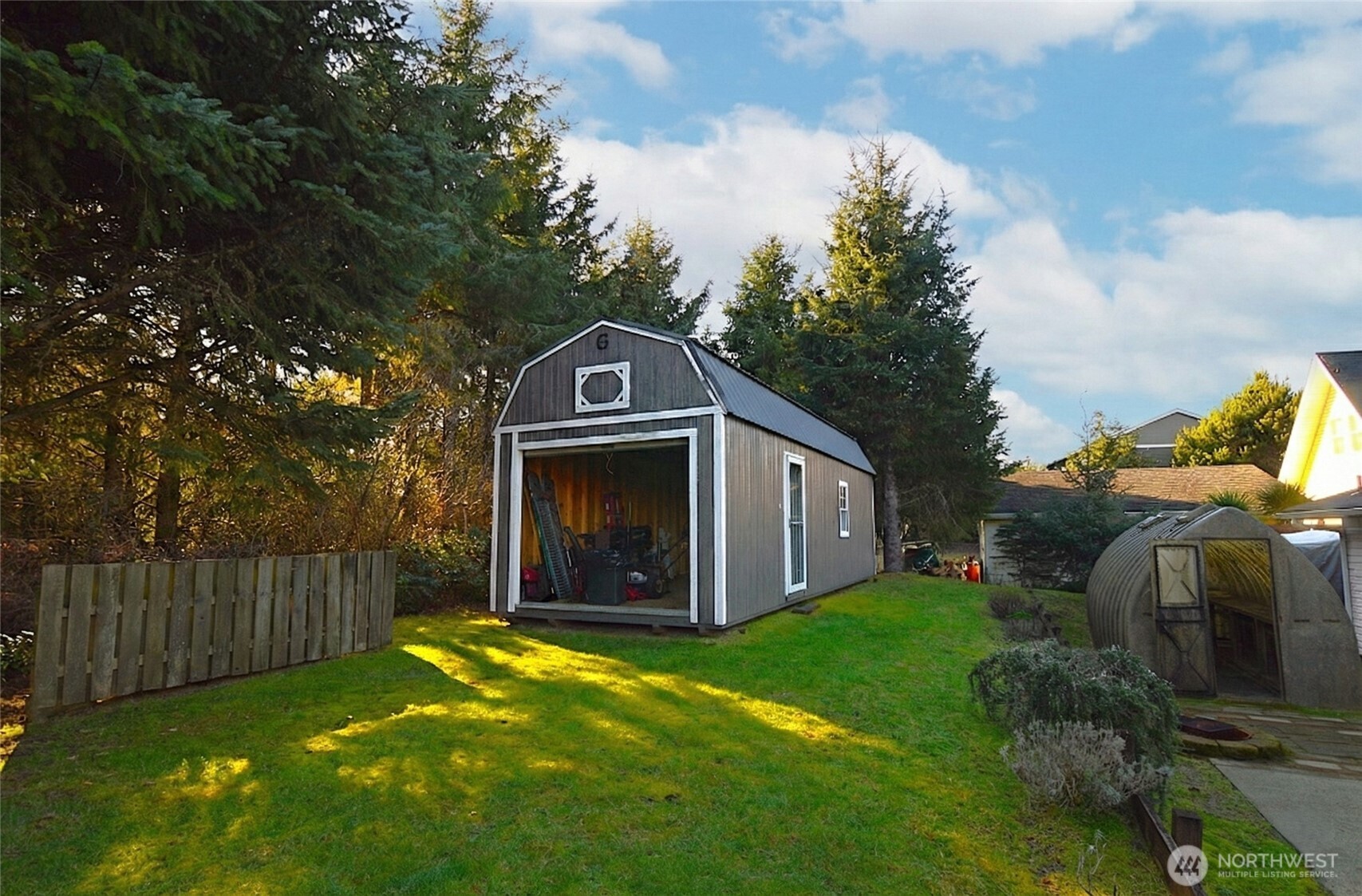 895 Wawona Avenue SW, Ocean Shores, WA 98569