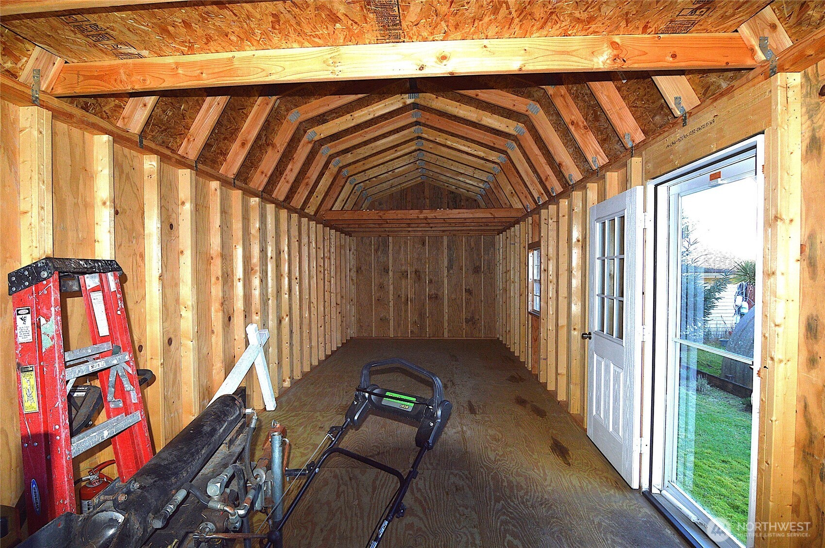 895 Wawona Avenue SW, Ocean Shores, WA 98569