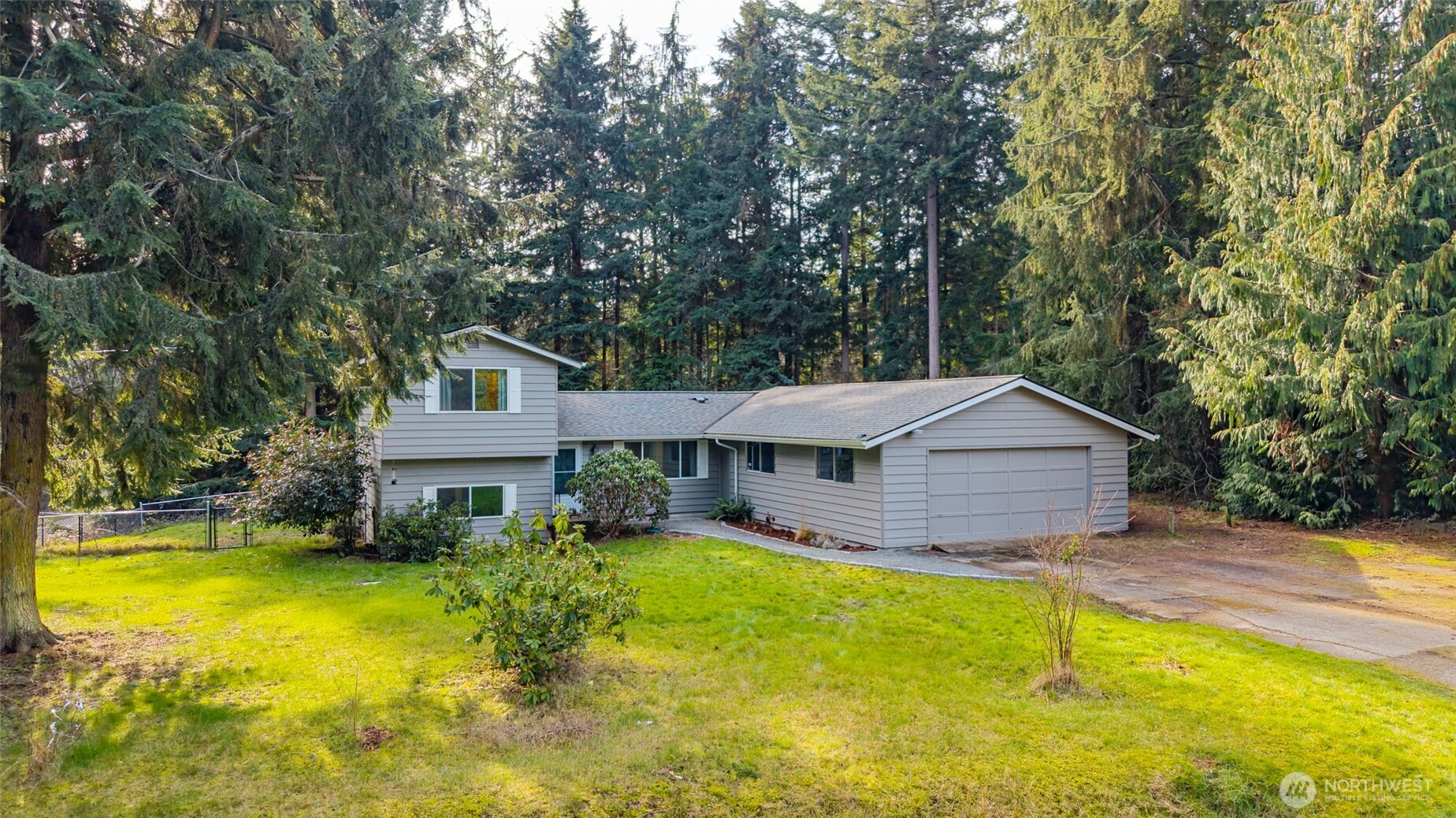 744 Spitfire Lane , Oak Harbor, WA 98277