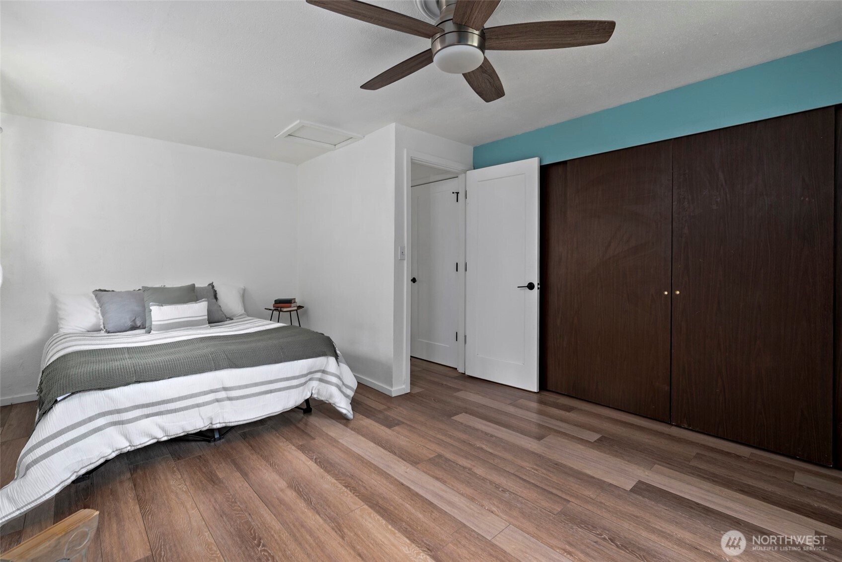 744 Spitfire Lane , Oak Harbor, WA 98277