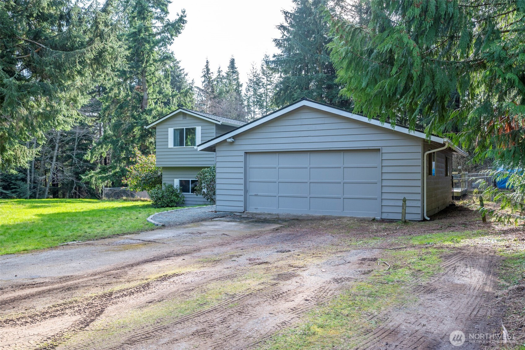 744 Spitfire Lane , Oak Harbor, WA 98277