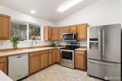 1180 E Trails End Drive , Belfair, WA 98528 - Photo 11