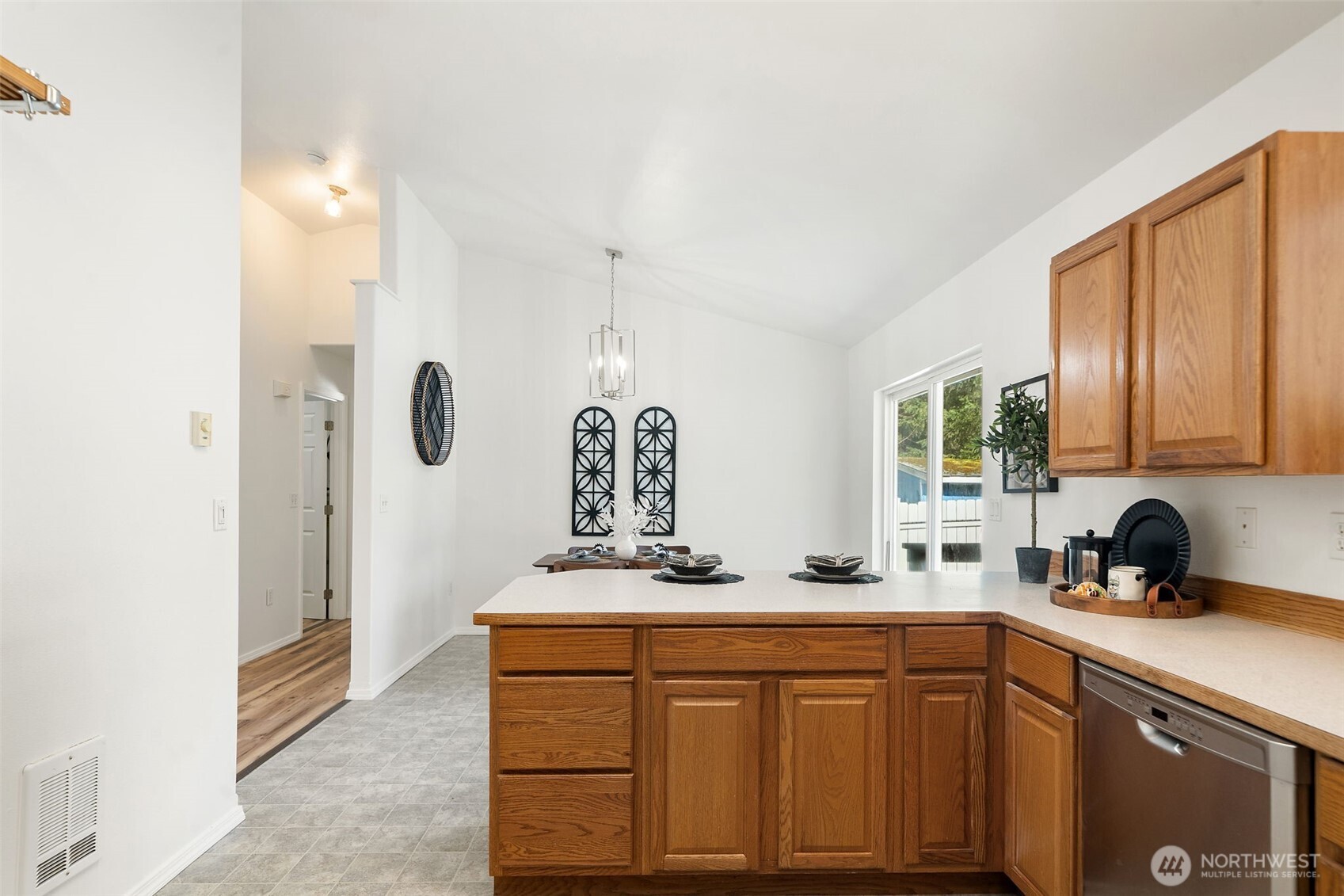 1180 E Trails End Drive , Belfair, WA 98528