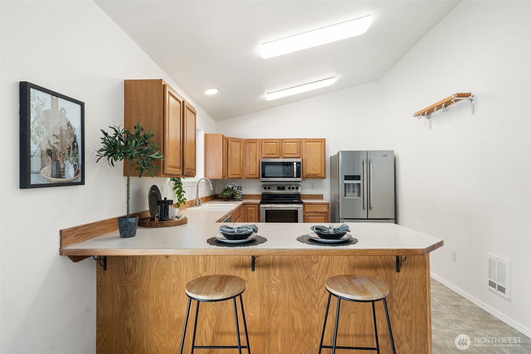 1180 E Trails End Drive , Belfair, WA 98528