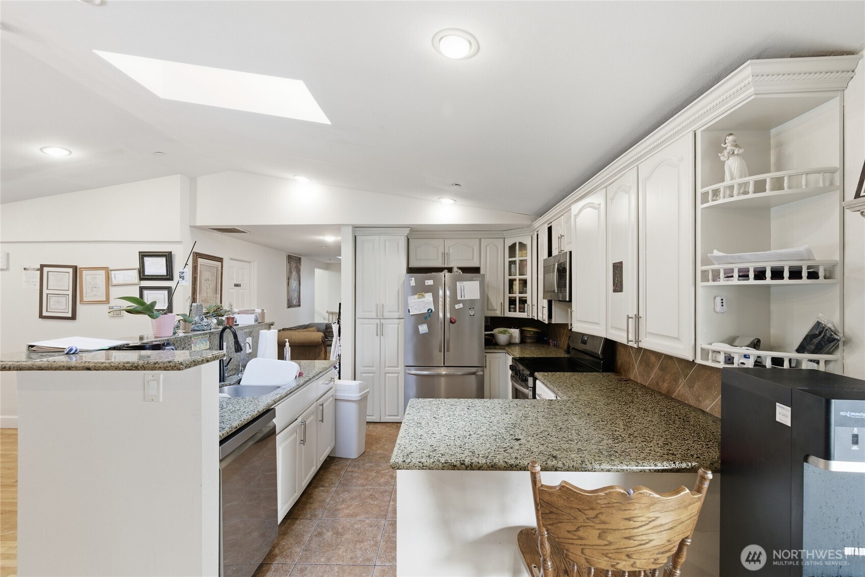 22026 RE Undisclosed , Bellevue, WA 98008