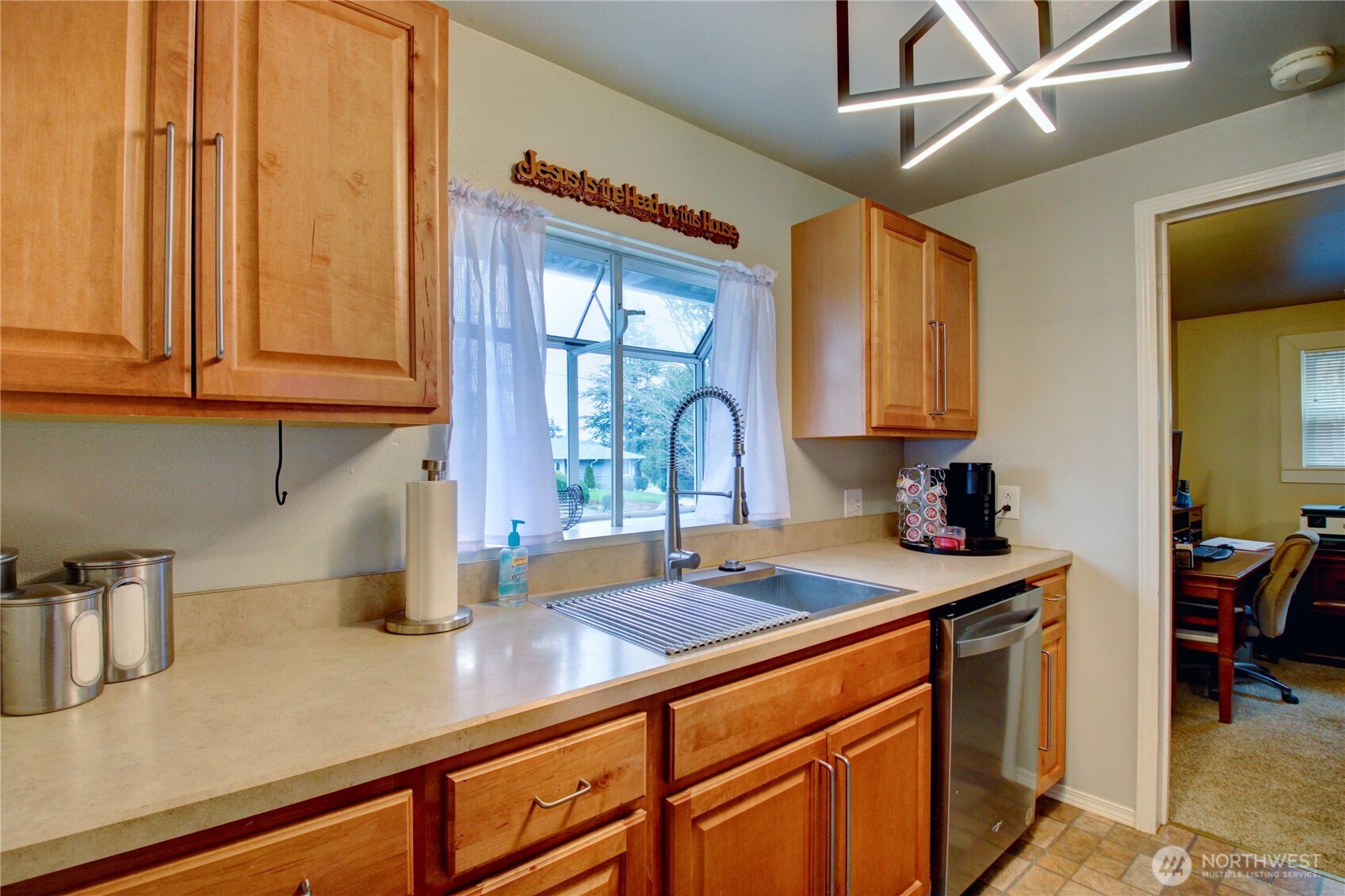 1903 23rd Street , Anacortes, WA 98221