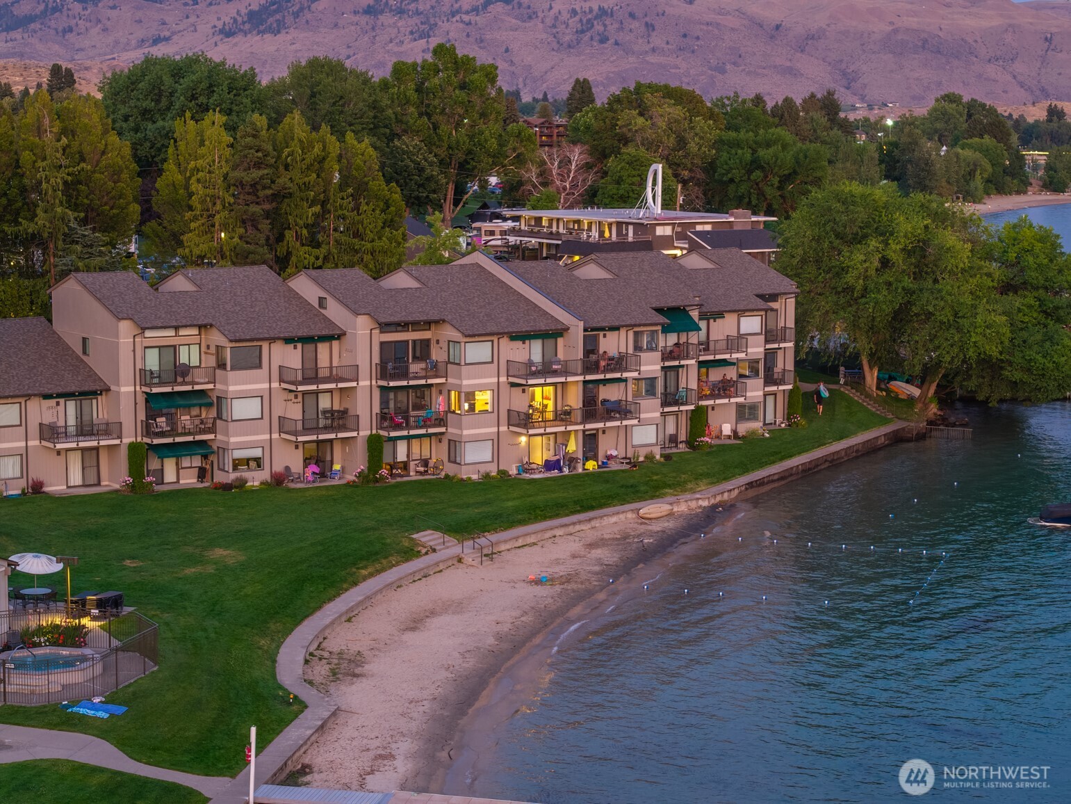 104 Spader Bay Road #44, Chelan, WA 98816