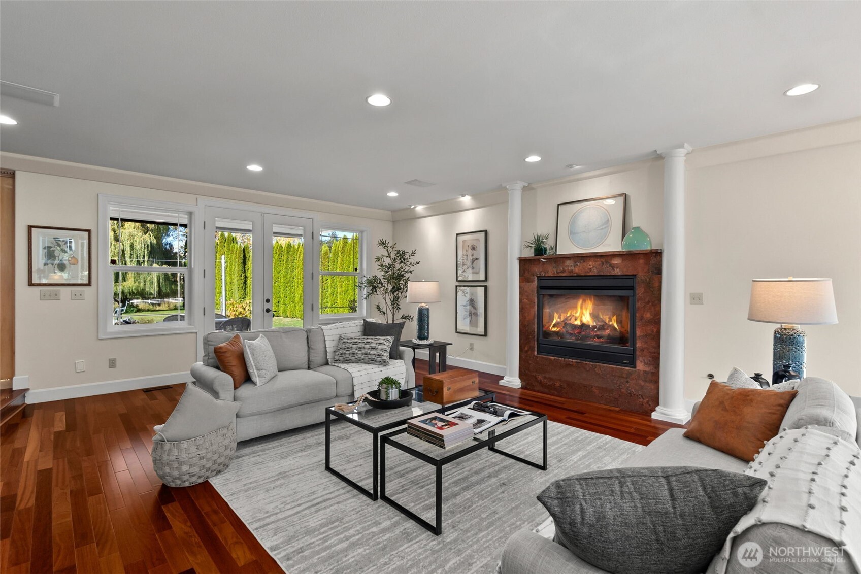 3725 Hollywood Drive NE, Olympia, WA 98516