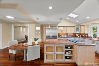 3725 Hollywood Drive NE, Olympia, WA 98516 - Photo 10