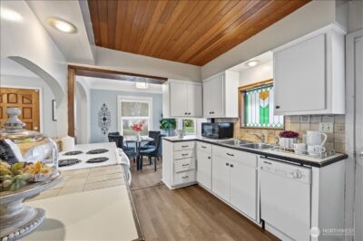 203 17th Street NW, Puyallup, WA 98371 - Photo 11