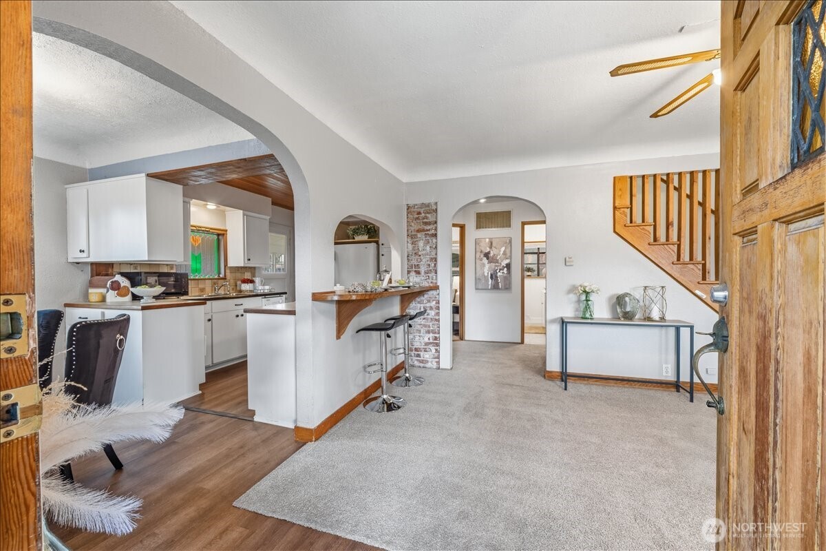 203 17th Street NW, Puyallup, WA 98371