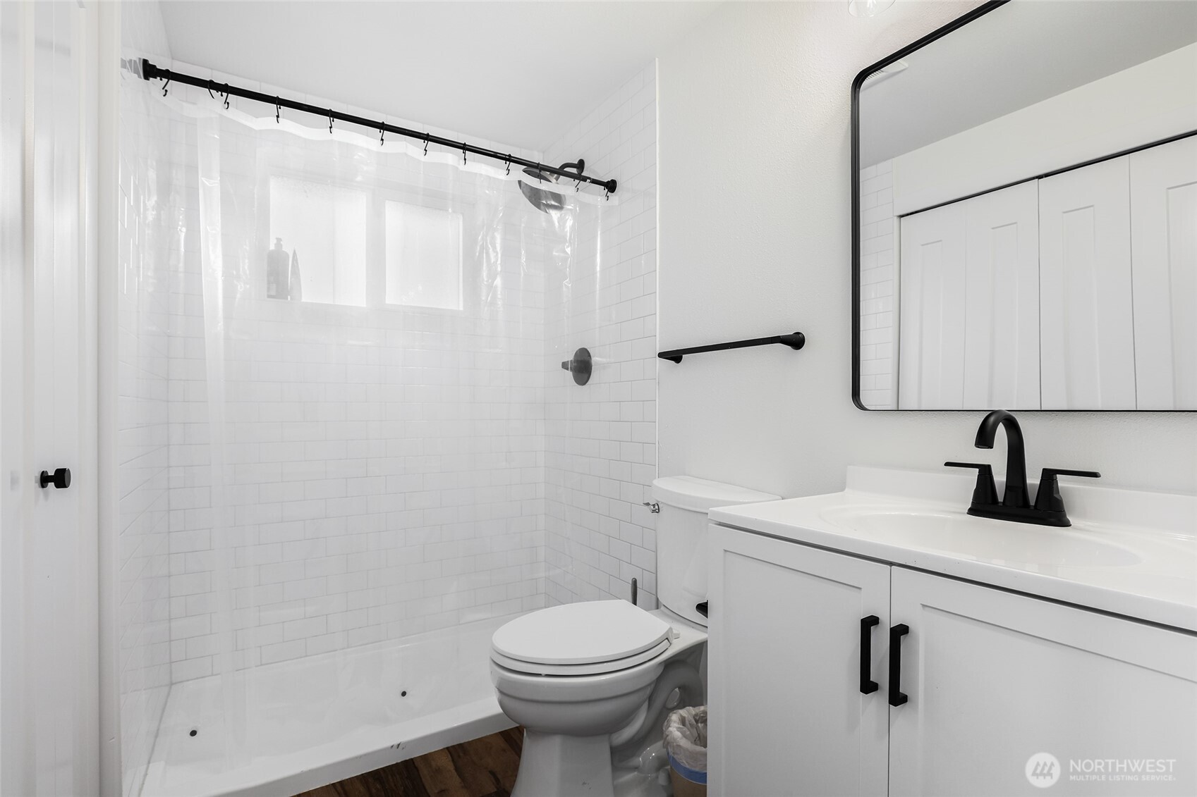 14517 Meridian Avenue N, Shoreline, WA 98133