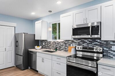 3265 31st Avenue SW, Seattle, WA 98126 - Photo 8