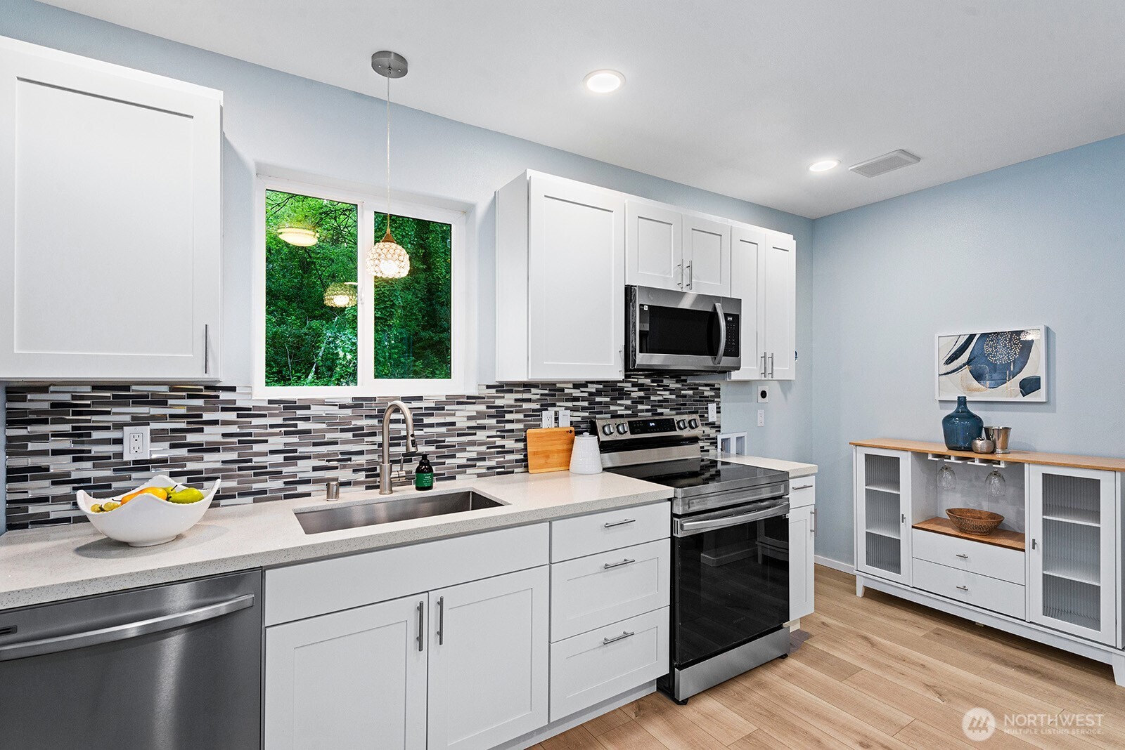 3265 31st Avenue SW, Seattle, WA 98126