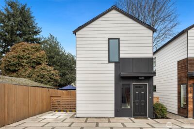 820 B S Rose Street , Seattle, WA 98108 - Photo 2