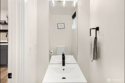 820 B S Rose Street , Seattle, WA 98108 - Photo 9