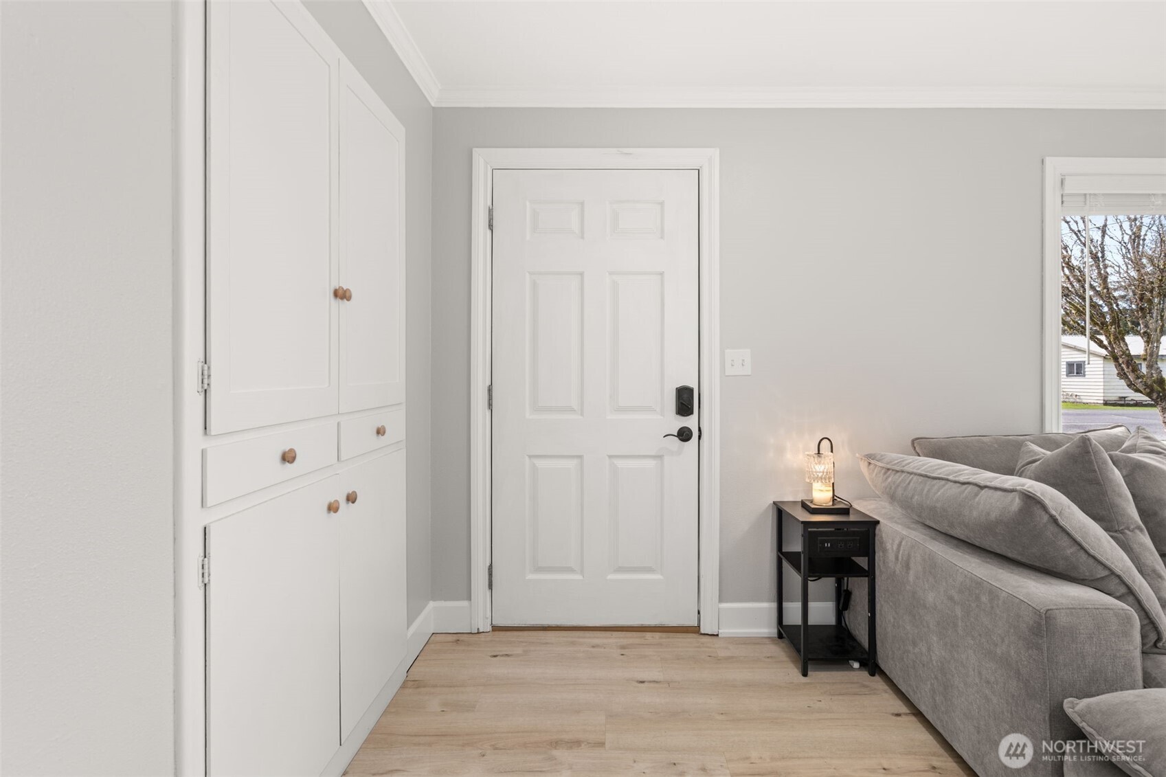 5301 School Street , Raymond, WA 98577