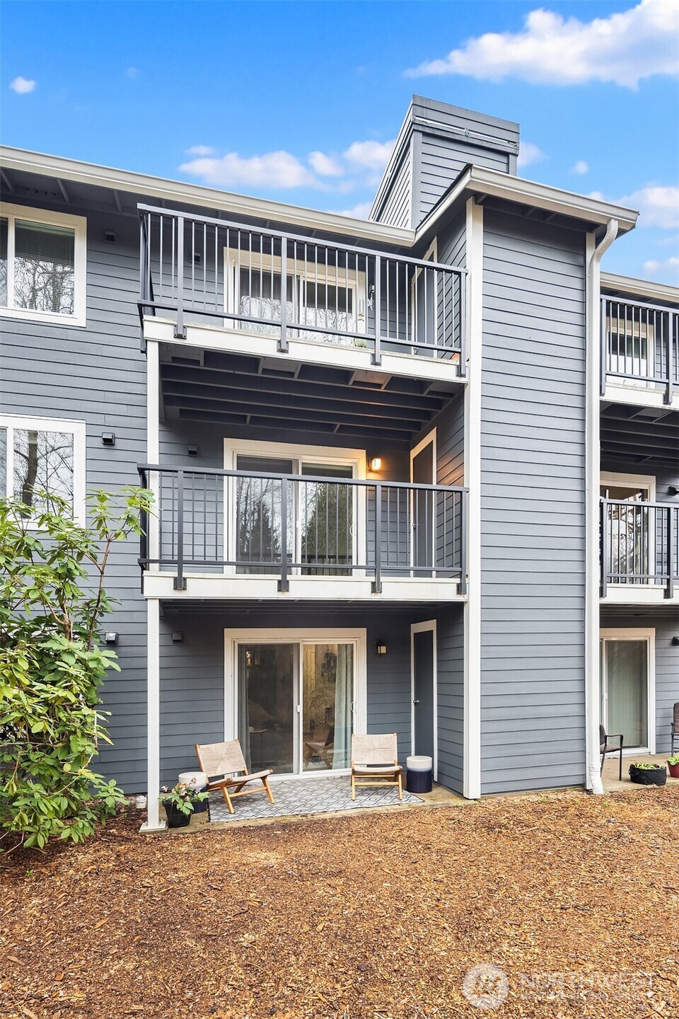 14006 NE 181 Place #B206, Woodinville, WA 98072