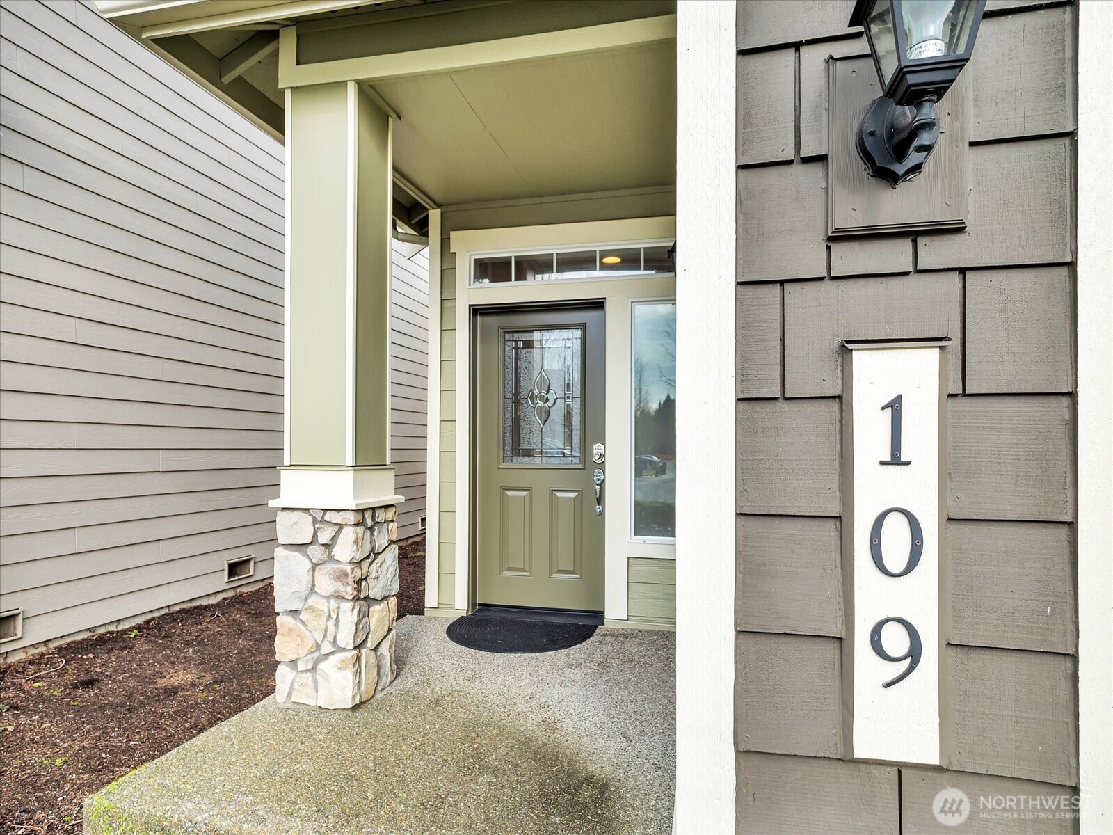 109 161st Place SE, Bothell, WA 98012