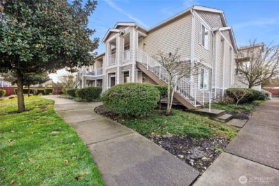 18615 101st Avenue Ct E #260, Puyallup, WA 98375
