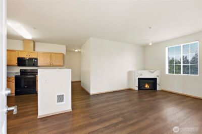 18615 101st Avenue Ct E #260, Puyallup, WA 98375 - Photo 3