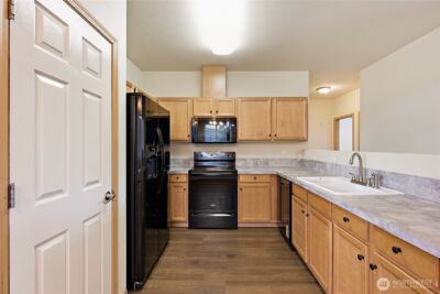 18615 101st Avenue Ct E #260, Puyallup, WA 98375 - Photo 5