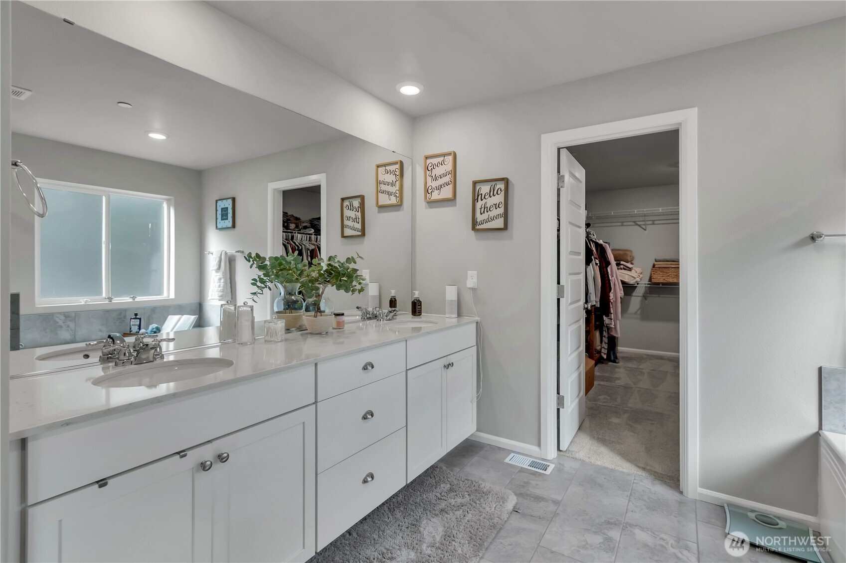 1226 Baker Heights Loop , Bremerton, WA 98312