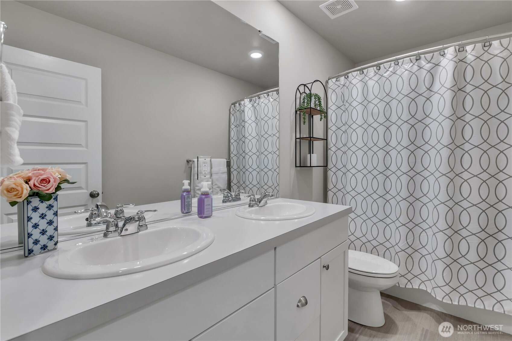 1226 Baker Heights Loop , Bremerton, WA 98312