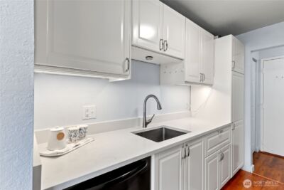 1005 S Pearl Street #C1, Tacoma, WA 98465 - Photo 8