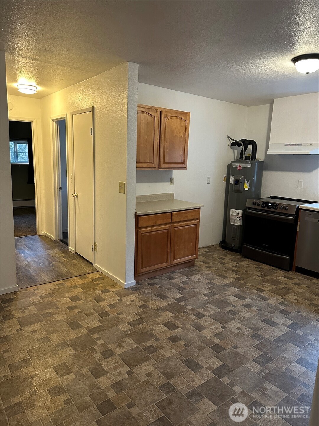 101 Walter Road , Winlock, WA 98596