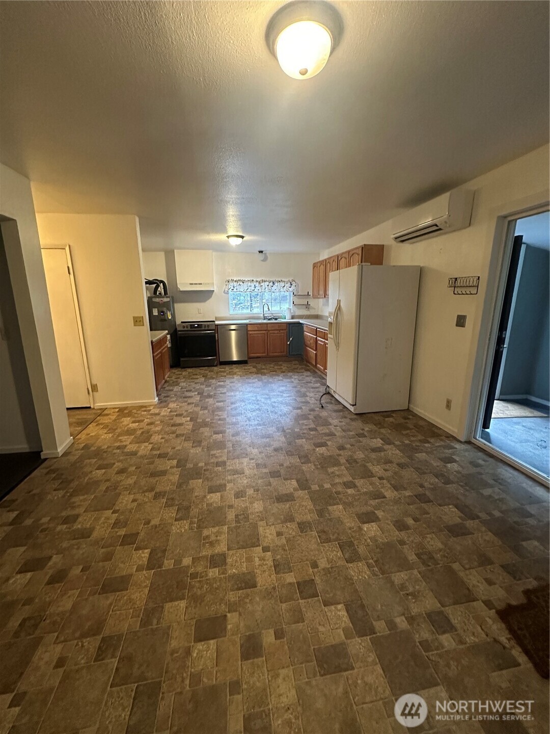 101 Walter Road , Winlock, WA 98596