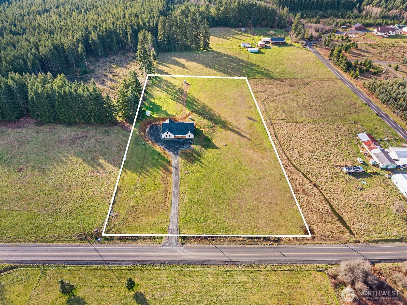 283 Tennessee Road , Winlock, WA 98596