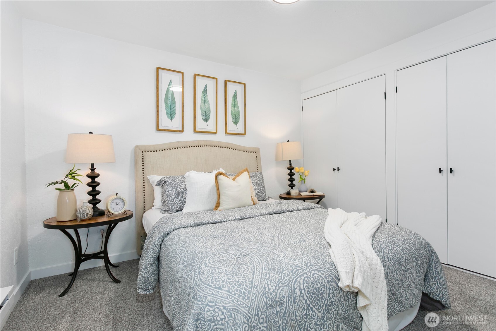 912 Austin Avenue , Port Orchard, WA 98366