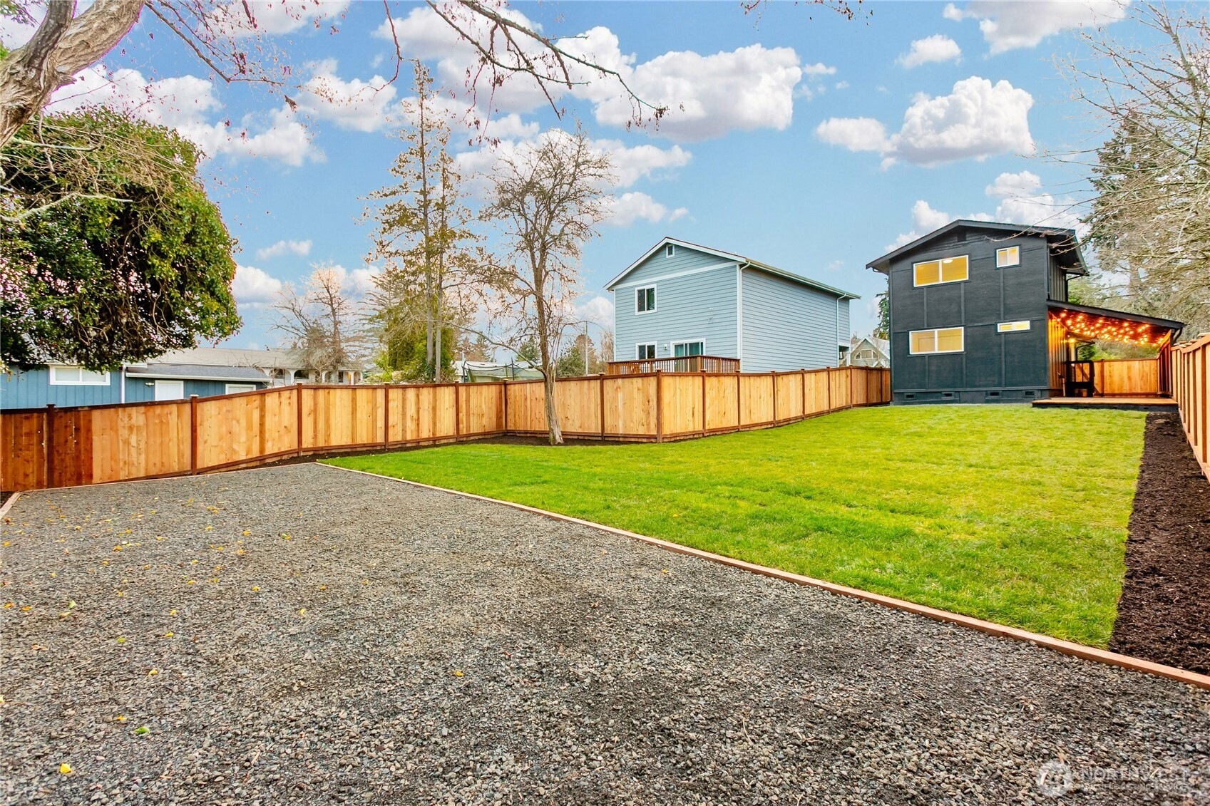 912 Austin Avenue , Port Orchard, WA 98366