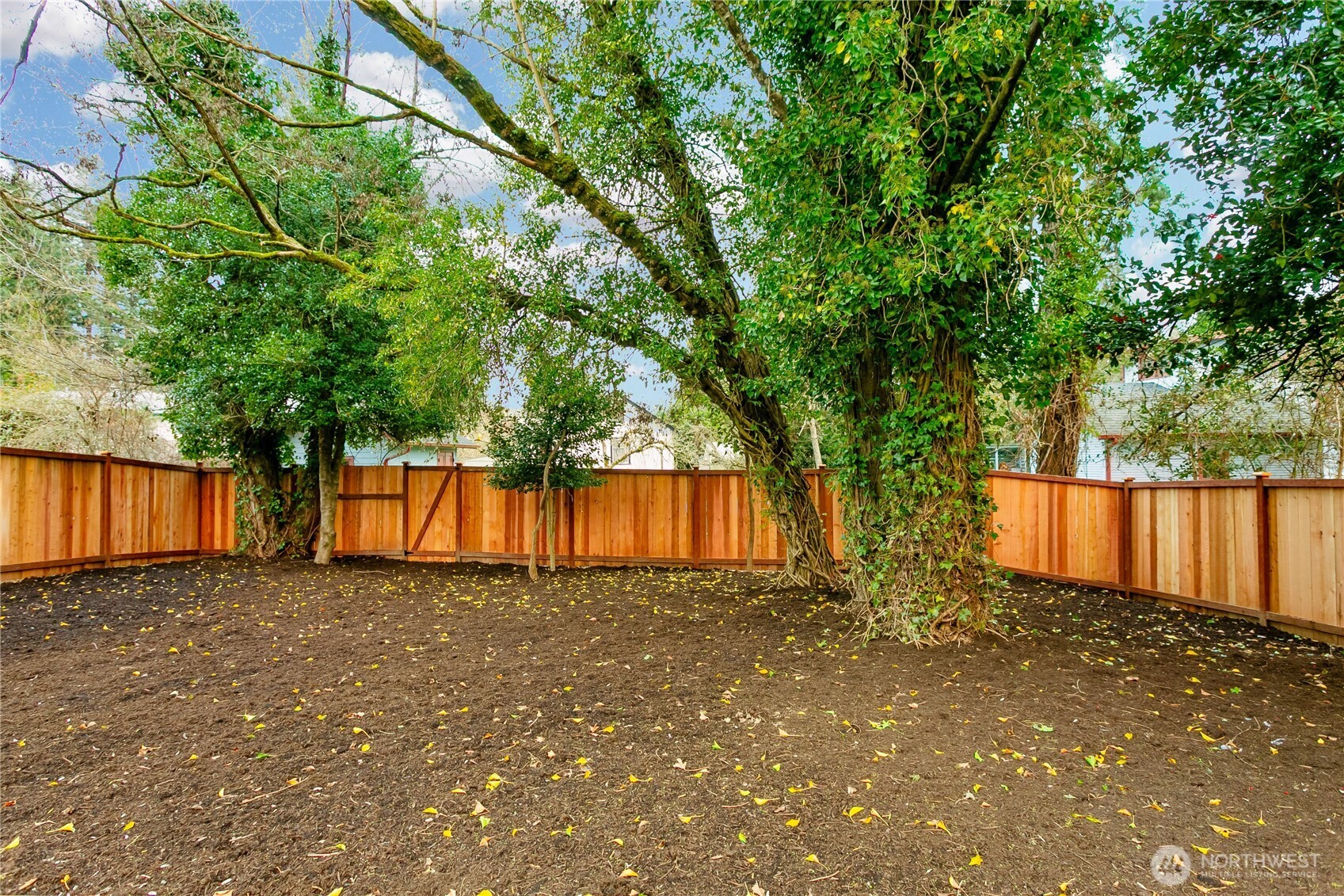 912 Austin Avenue , Port Orchard, WA 98366