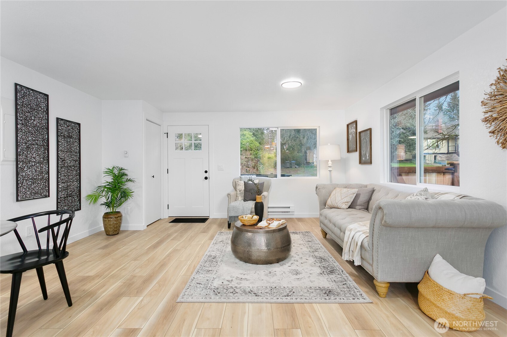 912 Austin Avenue , Port Orchard, WA 98366