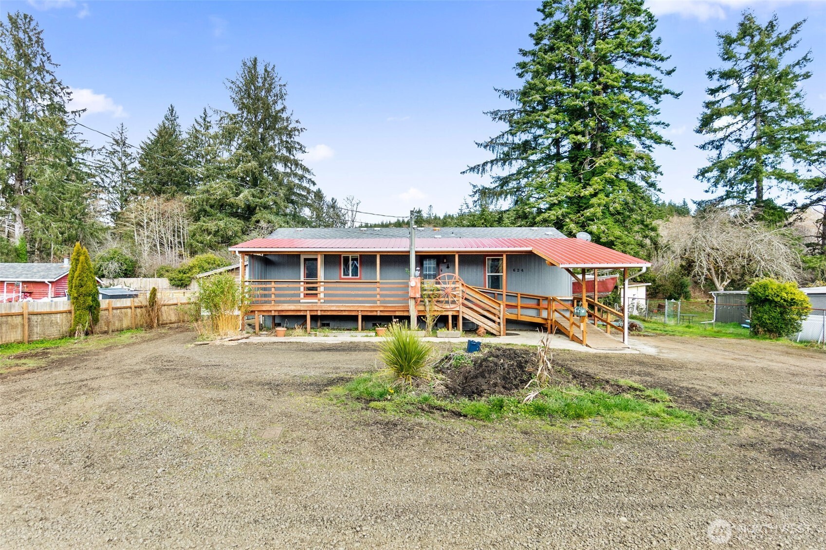 624 Fir Street , Hoquiam, WA 98550