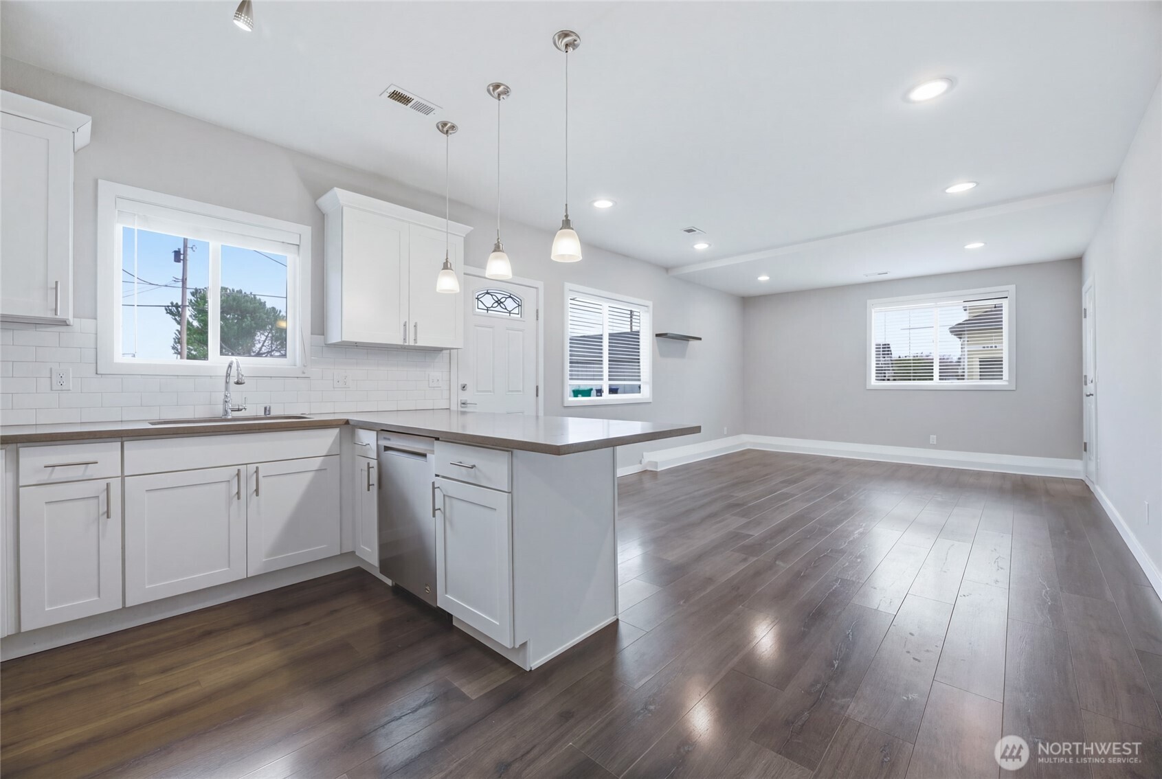 1234 Lincoln Avenue #B, Enumclaw, WA 98022