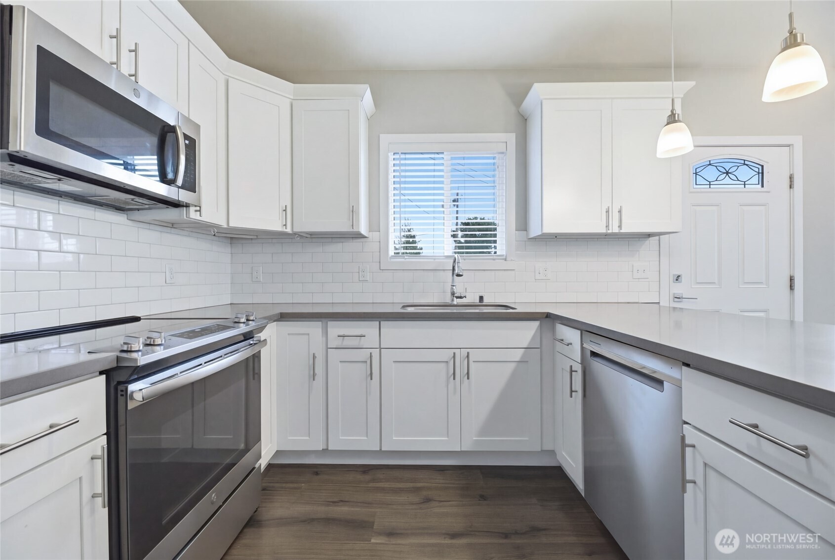 1234 Lincoln Avenue #B, Enumclaw, WA 98022