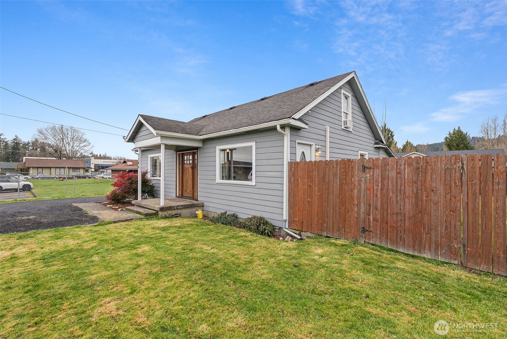 2046 SW Salsbury Ave , Chehalis, WA 98532