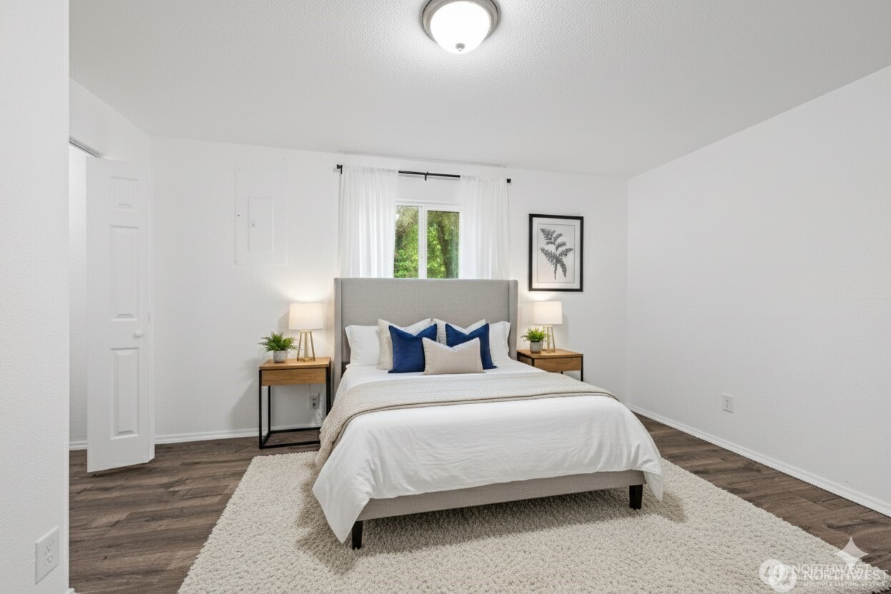 2693 State Rt 101 , Ilwaco, WA 98624