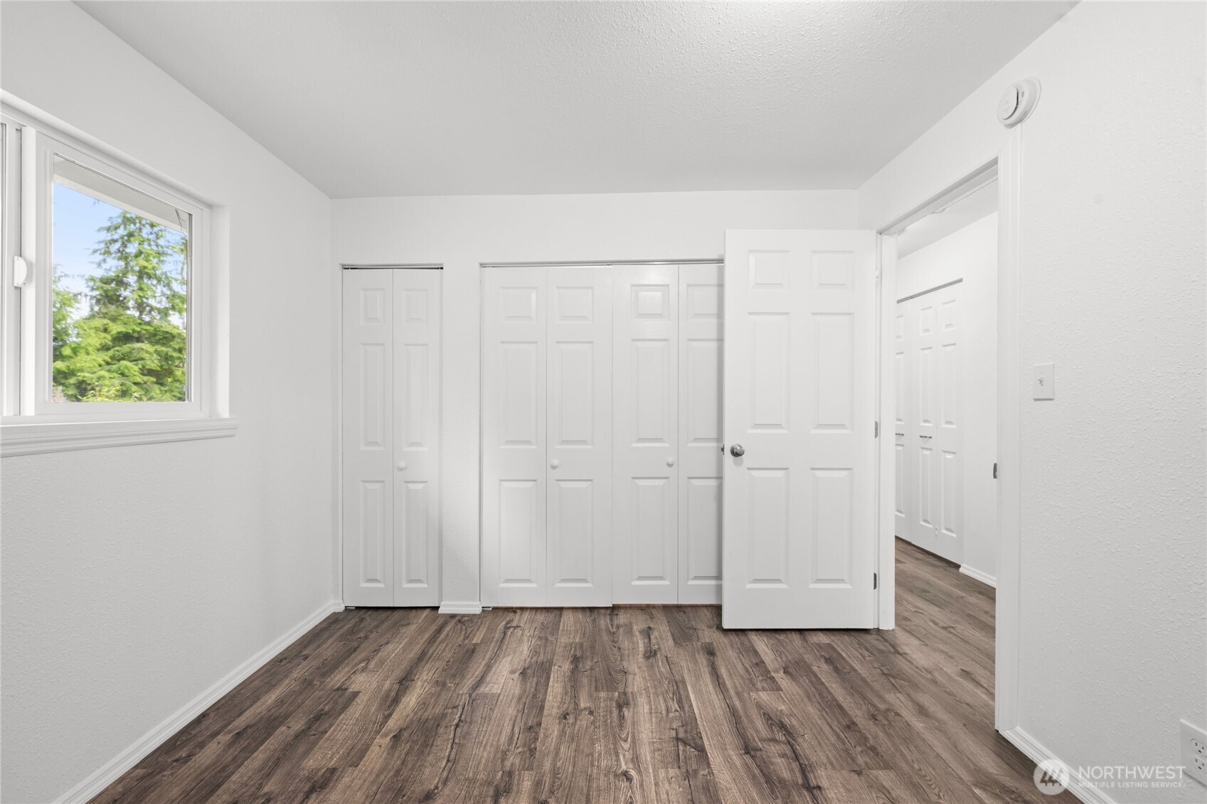 2693 State Rt 101 , Ilwaco, WA 98624