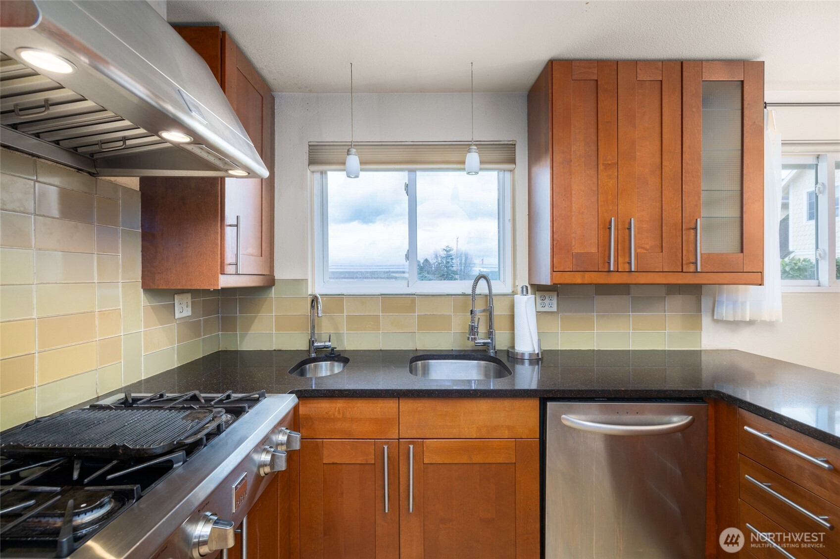 1607 25th Street , Anacortes, WA 98221